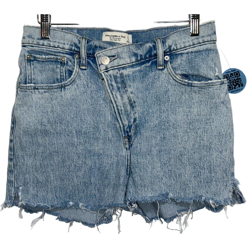 NEW Abercrombie & Fitch '90s Straight Ultra High Rise Blue Jean Shorts Size 28 6